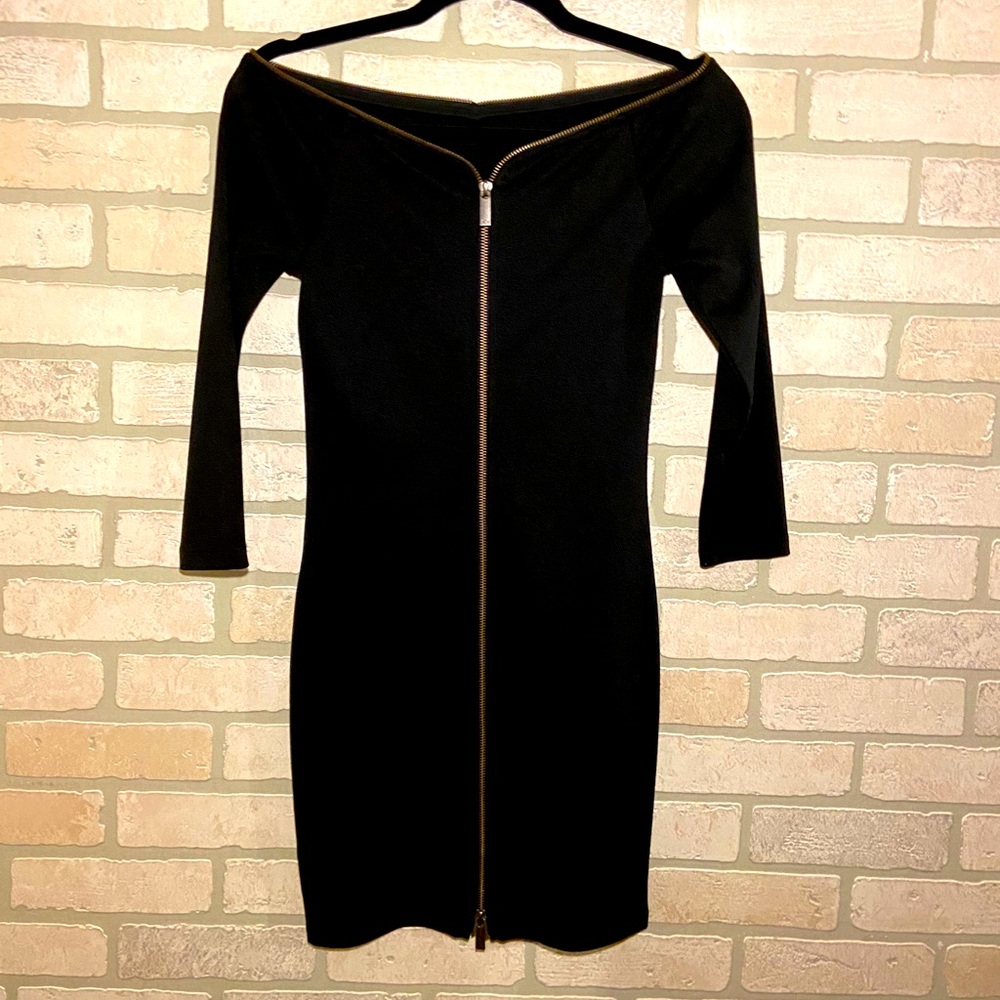 Armani little black dress 🖤